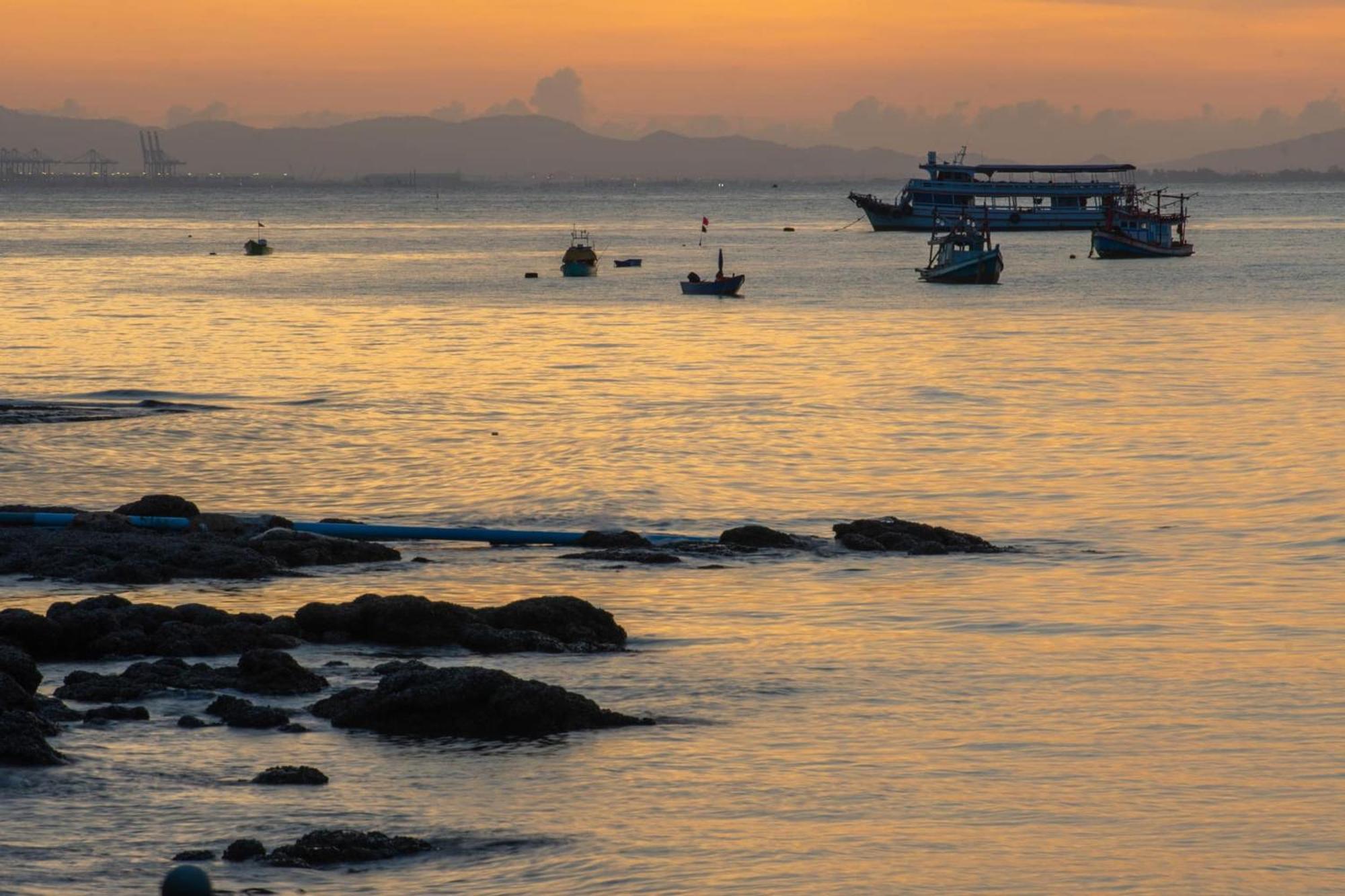 Baan Sailboat Beach Kohlarn Buitenkant foto